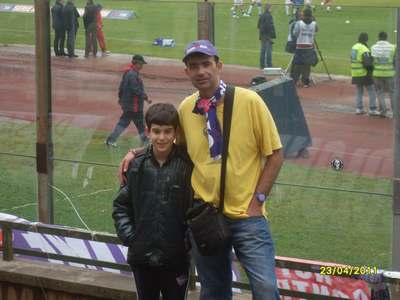 Viola. Il fotoracconto della trsferta di Cagliari fatto dai tifosi...