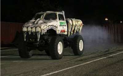 Borgo. Auto su due ruote e camion in impennata. Arrivano gli Stunt Drivers