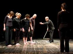 Giotto Ulivi. In scena gli studenti 'ApicUltori' con il sostegno del Forteto