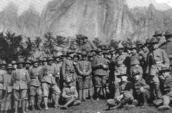 Tutto pronto per il raduno. Borgo ospita le penne nere degli alpini. Con sfilate in paese e fanfara, info