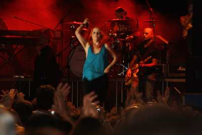 Noemi strega il Mugello. Le foto del concerto