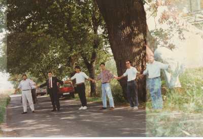 Un altro gigante del Mugello. La quercia di Prugnana (Galliano) abbracciata da 14 bambini