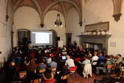 Photo Club Mugello. Un 'successone' la prima lezione del corso di fotoritocco...