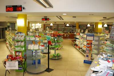 Farmacia Roselli. Una delle esposizioni più grandi della Provincia