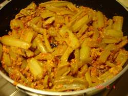 Arriva l'autunno? La ricetta dei Gobbi, i cardi in umido...