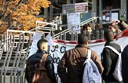 Lavori (antisismici) non ultimati ed errori di progettazione. La protesta degli studenti del Chino Chini