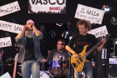 ...siamo solo noi... Solieri, Golinelli & C. a Ronta. Scatti da una serata...