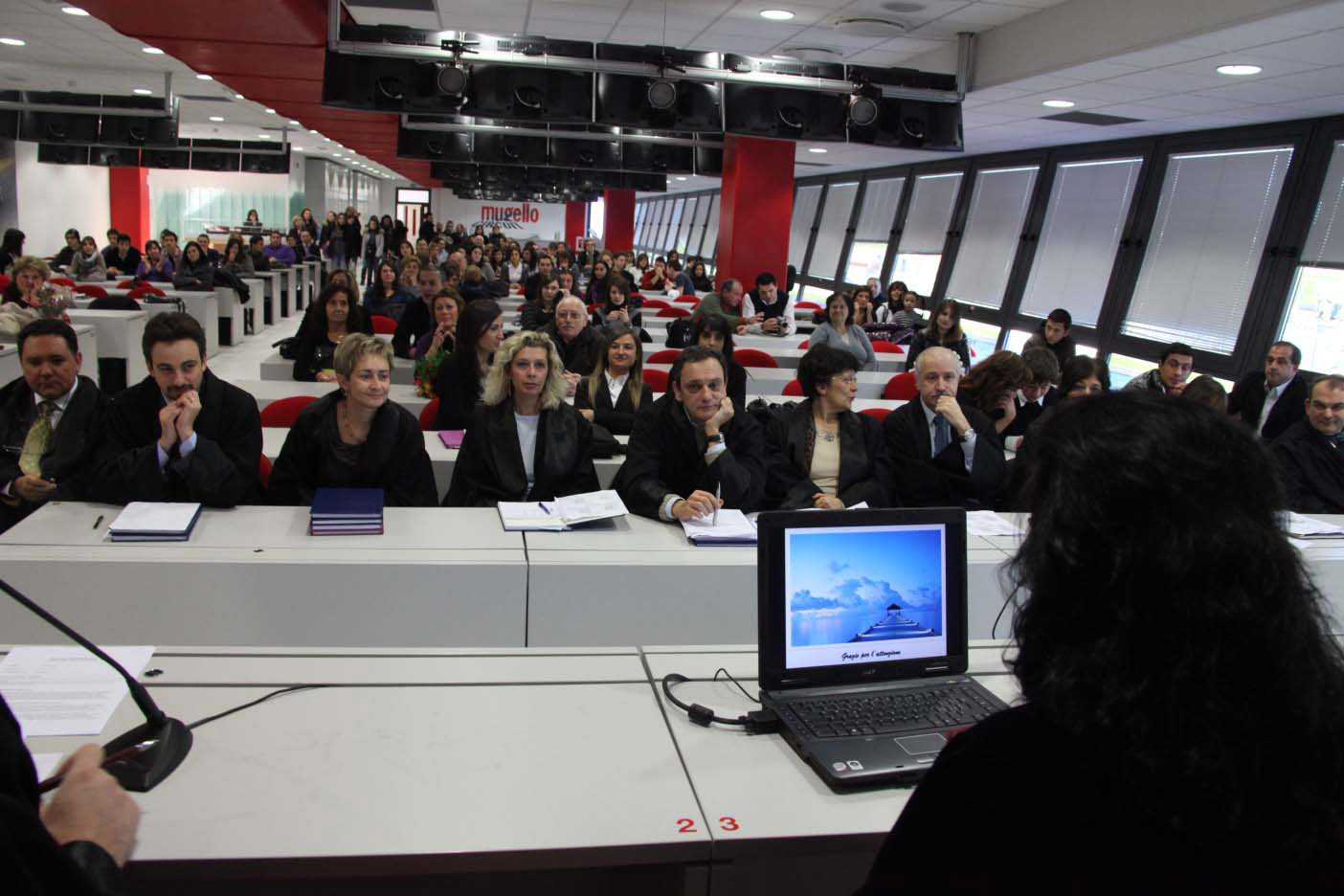 Altri 23 nuovi dottori, all'autodromo..,.