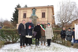 Tanta gente alla ri-inugurazione del busto di Cristo Re