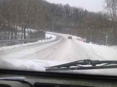 Neve in Mugello. Le foto dei lettori e la mappa dei disagi. E - 10 sul Giogo...