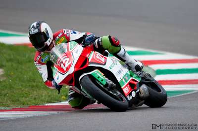 Mugello, tornano i brividi. Le prime foto del Civ e del fratello di Valentino...