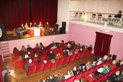 Vicchio. Luci ed ombre sul Forteto. Racconto della serata (accesa) al Giotto e le voci di alcuni protagonisti...