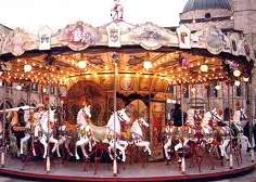 Scarperia. Draghi, giostre in piazza e Architetture impossibili. E' la festa dei bambini. Info...