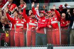 Mugello. Al via i Test F1. Attese 20mila persone, e questa sera in campo nazionale piloti. Foto...