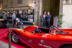 Scarperia. Bolidi dentro il Palazzo dei Vicari per la mostra di Coppini