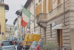 1° maggio: sul Palazzetto Mazzocchi sventola il tricolore
