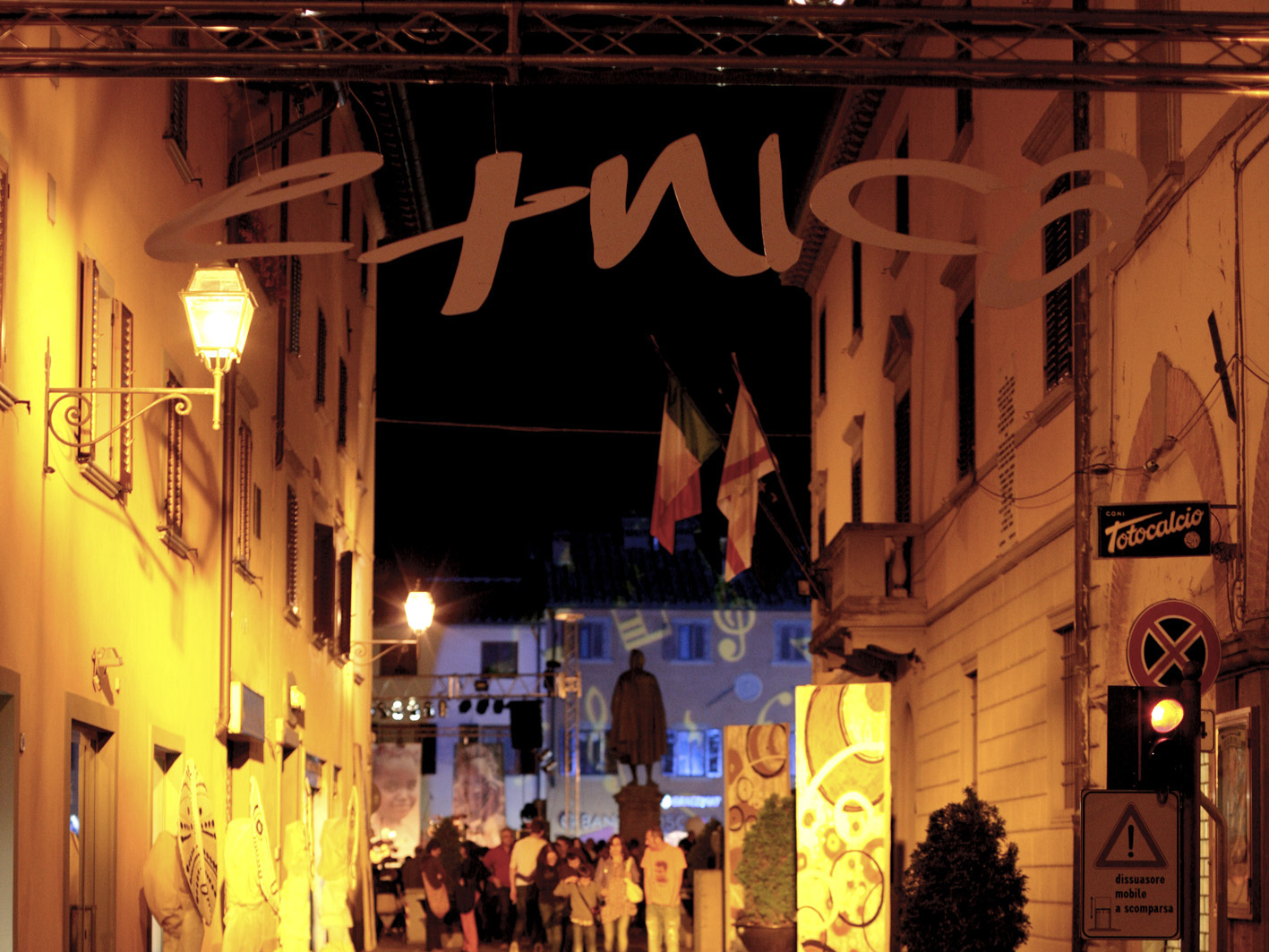 Etnica, le foto della prima serata!