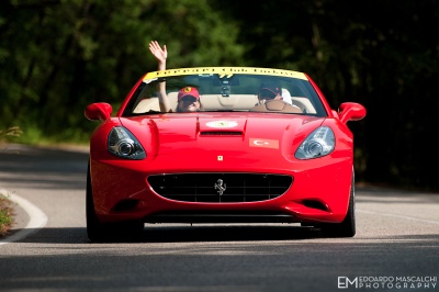 La Ferrari Cavalcade attraversa il Mugello: le foto delle rosse!