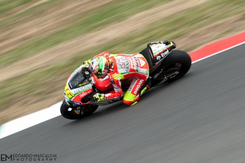 Il titanico Lorenzo si aggiudica il motogp del mugello. Bene anche Iannone e Vinales