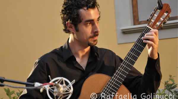 Chitarra e flauto a Villa Pecori. La serata...