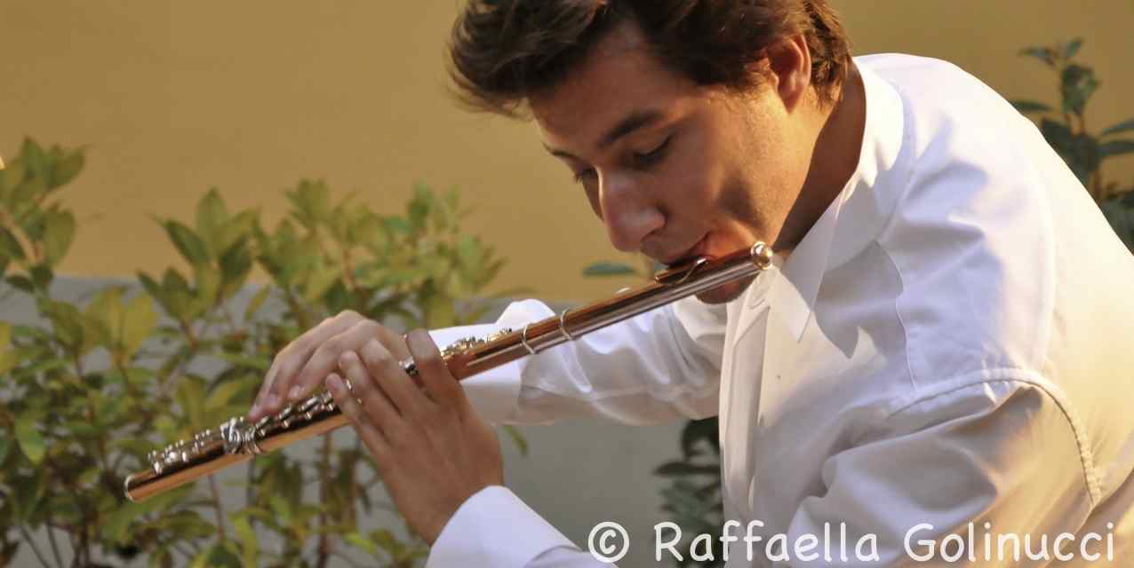 Chitarra e flauto a Villa Pecori. La serata...
