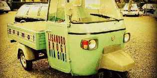 Lisandro, caricatura di Renzi sul web