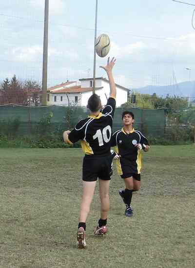 Rugby e conservatorio. La storia di Mirko...