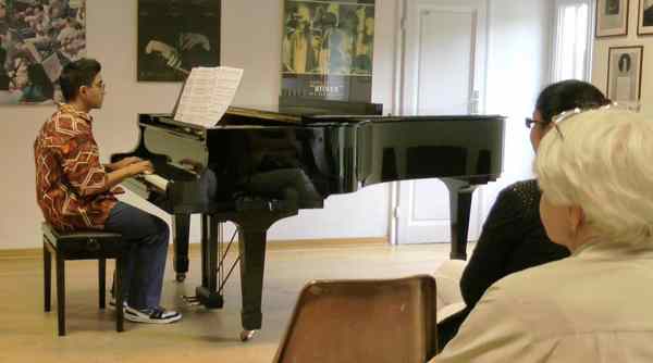 Rugby e conservatorio. La storia di Mirko...