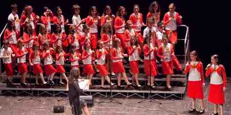 Coro del Melograno al Villaggio San Francesco...