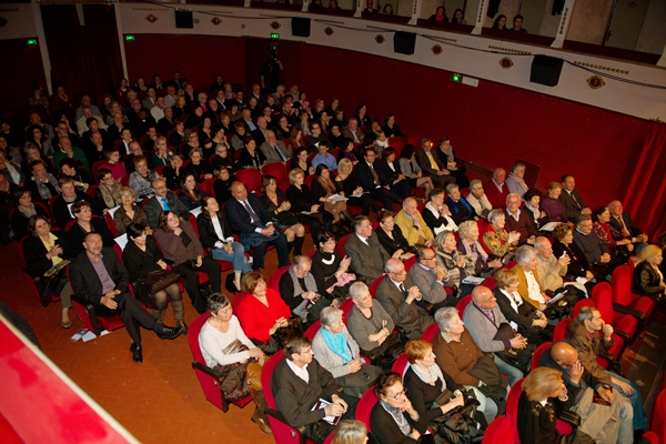Borgo. Omaggio a Caruso al Teatro Giotto