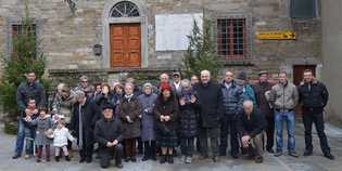 Crespino. Parrocchia e comune pavimentano la piazza