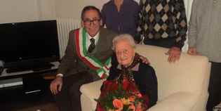 Teresa: centenaria a San Piero. Gli auguri di OK!Mugello