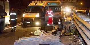 A1. Muore sbalzato dalla vettura tra Barberino e Calenzano