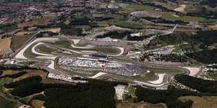 I giovani e la sicurezza stradale. Una giornata in autodromo per gli studenti