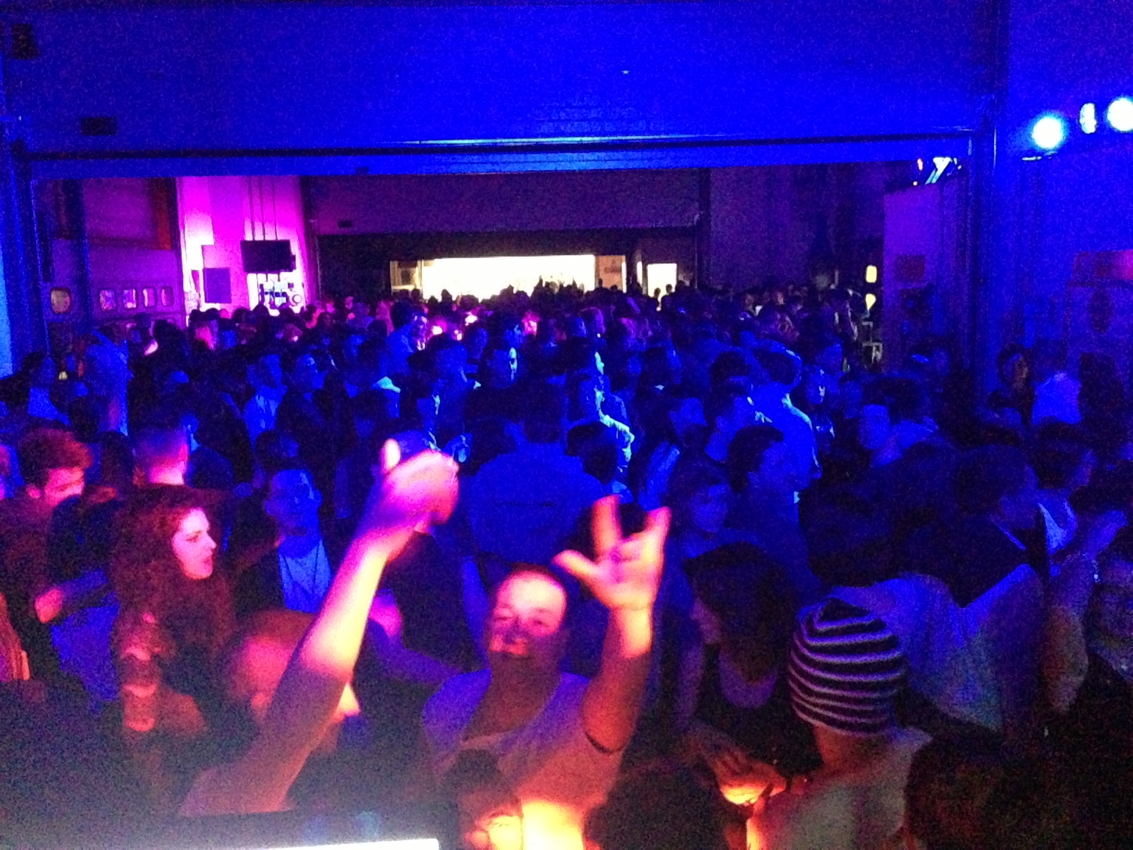 Dance party: Successo del Lions per il progetto Ippocrate