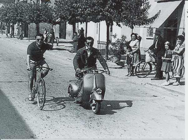 23 aprile 1946, nasce la 'Vespa'. Racconti e foto mugellane...