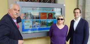 Marradi diventa touch. Installate due bacheche elettroniche...