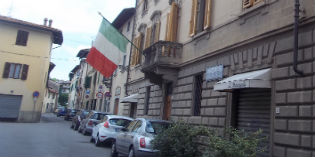 Borgo. La festa della Repubblica e i tricolori esposti. Una riflessione...
