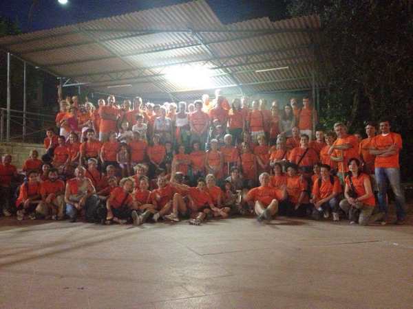 Ronta. In tanti al Trekking Notturno, la foto della partenza....