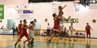 Basket mugellano. Terza sconfitta consecutiva per la Mugello 88. Cronaca e foto...