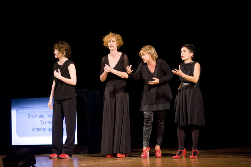 'Ferite a Morte'. La Dandini 'scuote' Barberino e il Mugello. Recensione...