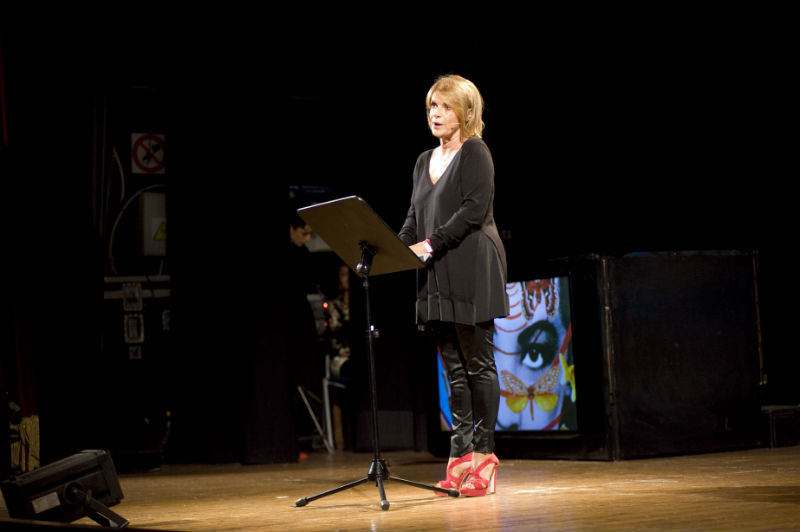 'Ferite a Morte'. La Dandini 'scuote' Barberino e il Mugello. Recensione...