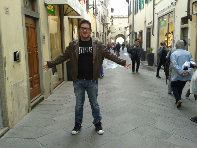 La storia di Gianni. Da Borgo all'arena di Verona con Gianni Morandi...