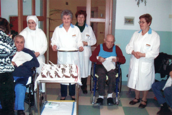 Il Montebianco alla ss. Annunziata. Una tradizione per gli anziani