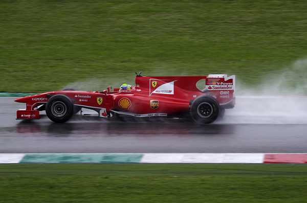 Finali Ferrari al Mugello. Il popolo Rosso saluta Massa, le foto...