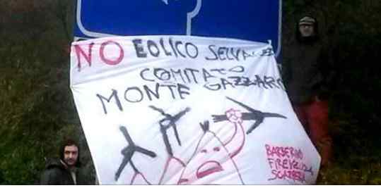 Eolico sul monte Gazzaro. Raccolta di firme presso le edicole del Mugello. Info...