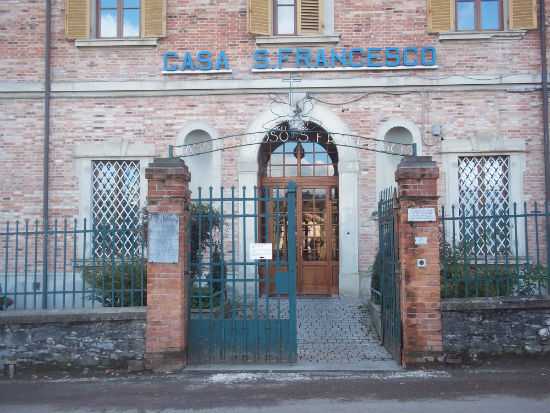 Per Natale dona un pasto a un senza tetto con il Villaggio San Francesco. Info...