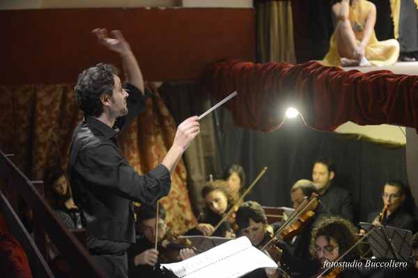 Borgo. Applausi ed emozione in teatro per La Traviata. Foto e cronaca