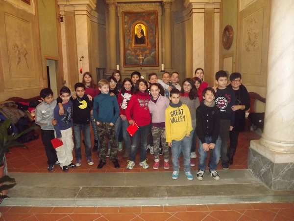 Natale 2013. Foto e cronaca di saggi e canti a Borgo. Anche in ospedale