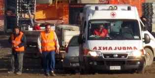 Cade da un'impalcatura. Grave operaio edile di Barberino